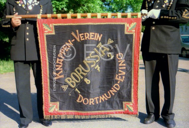 Die alte Fahne (Vorderseite) des Knappenvereins Borussia 1872-Eving.