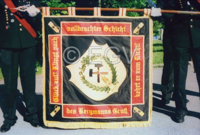 Die (neue) Fahne des Knappenvereins Borussia 1872-Eving, am 30.05.1997 geweiht in der Marien-Kirche zu Obereving