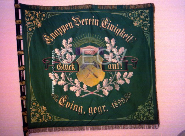 Fahne des Knappenvereins Einigkeit Eving von 1899, Vorderseite