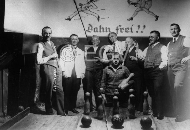 Kegelklub "Gut-Holz" in der Gaststätte Tüttelmann, um 1930