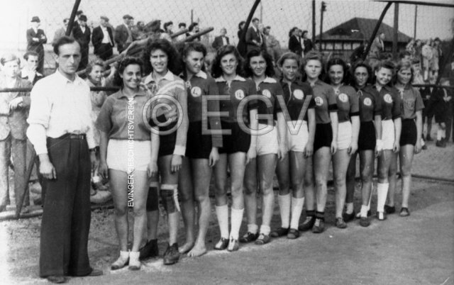 2e Handball-Frauenmannschaft von TuS Eving-Lindenhorst, um 1948